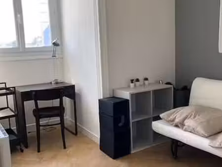 location appartement chambre meublé à caen (14000) : à louer chambre meublé / 10m² caen