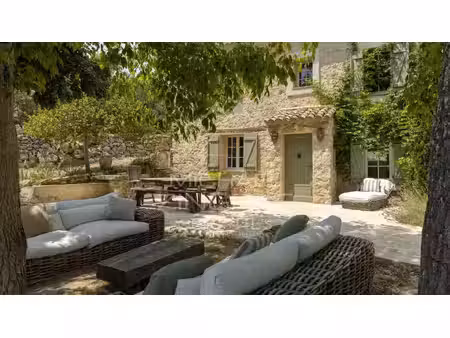 villa de luxe à vendre à cotignac
