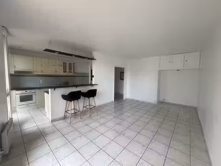 appartement 4 pièce(s) 73.96 m2