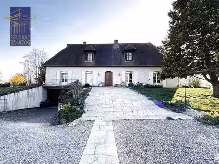 vente maison 10 pièces à arnay-le-duc (21230)  460 000 €