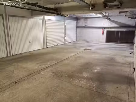 roy d'espagne / sormiou garage / box fermé et sécurisé marseille 9e – idéal aussi pour du 