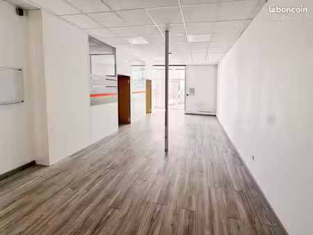 local commercial à louer - meyzieu