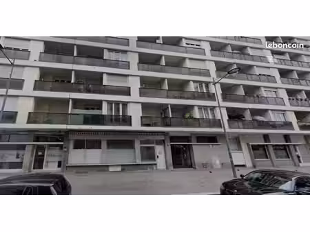 local commercial 41 m²