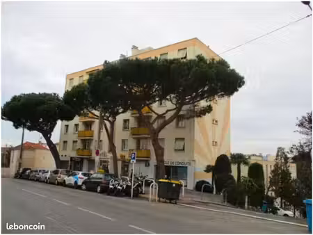 3 p entièrement à rénover 54 m² 3ᵉ ét petit juas / av de grasse cannes (06 400) 188 000