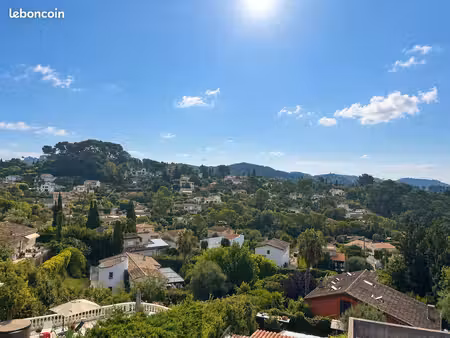 mougins – quartier de la grande bastide – appartement t3 – 44 m² carrez (72 m² au sol) – 1