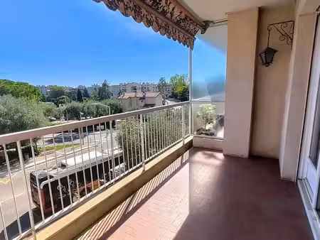appartement 3 pièces 70 m²