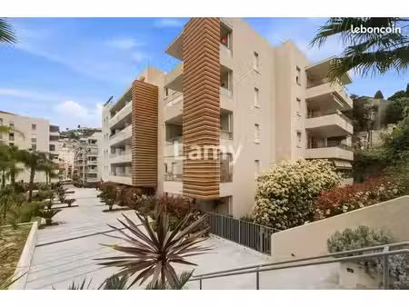 parking 15 m² nice