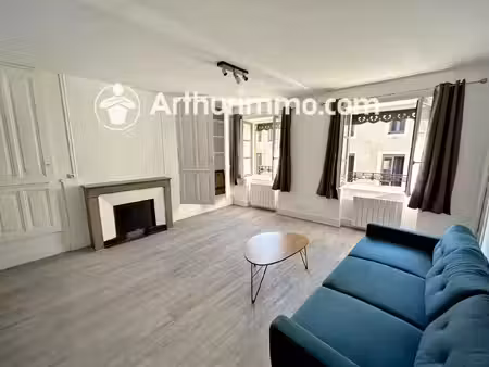 location appartement 4 pièces 79 m2 à trévoux