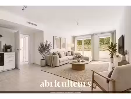 rousset – t3 récent 63 m² avec terrasse  box et dpe a