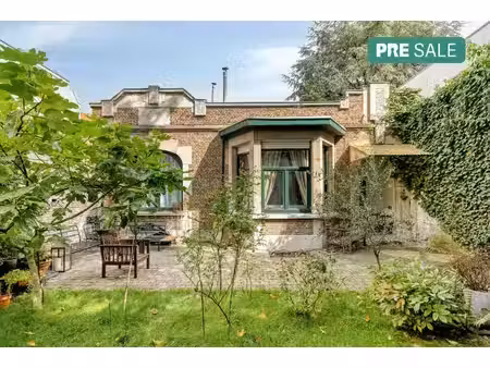 unieke stadswoning met ruime tuin te koop in antwerpen