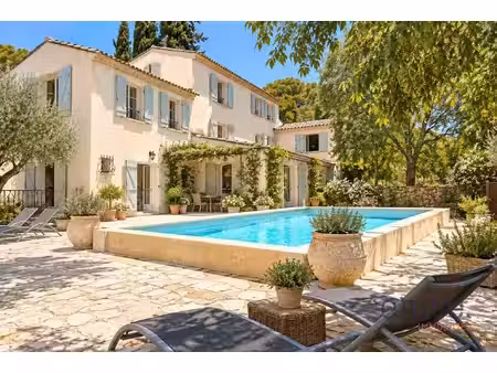 flayosc - propriété de charme  5 chambres  piscine  dépendances - vue panoramique.