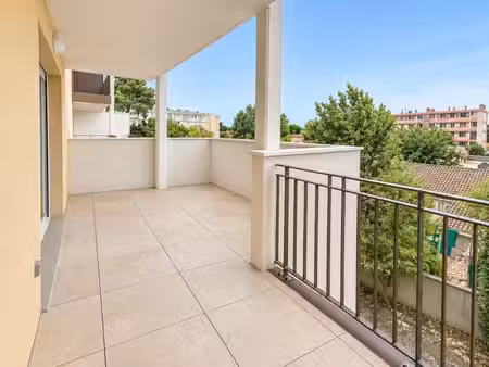t3 neuf avec balcon et parking au pontet