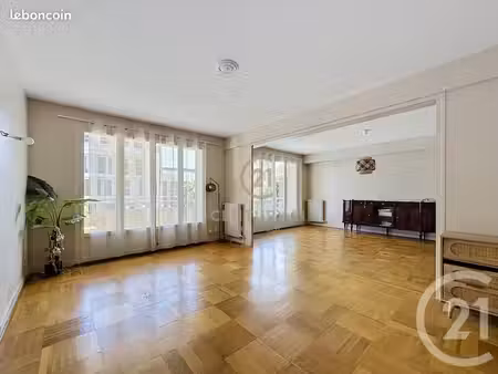 appartement 4 pièces 99 m²