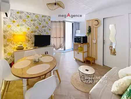 studio 27m² - 1 alcôve - 1 terrasse de 11m² - 1 place de parking
