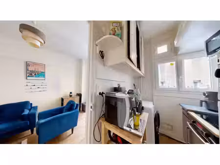 +++ 2 pièces 37 m² à vendre - proche transports et commerces +++