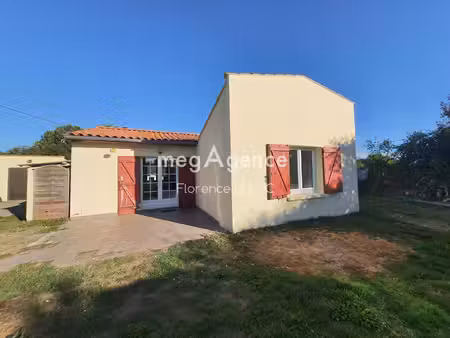 pavillon rénové sur terrain arboré 1 100 m²