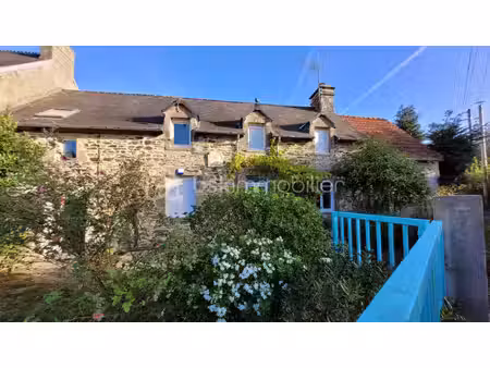 maison en pierre de 99 m² à quettehou