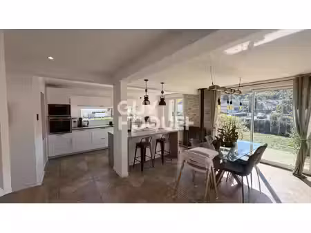 maison à vendre de 6 pièces de 123m²