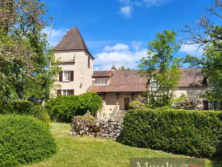 propriete typique du quercy du xixe siecle sur 1 5 hectares