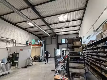 local d'activite 625 m² gardanne