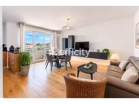 appartement 3 pièces - 66 m²