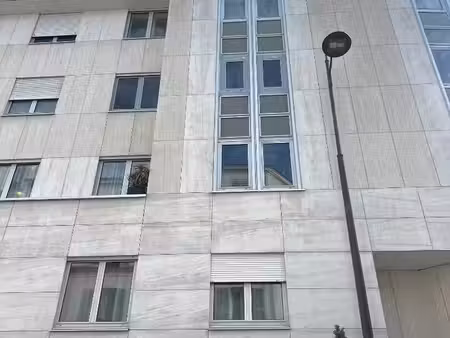 parking/box 15 m² paris