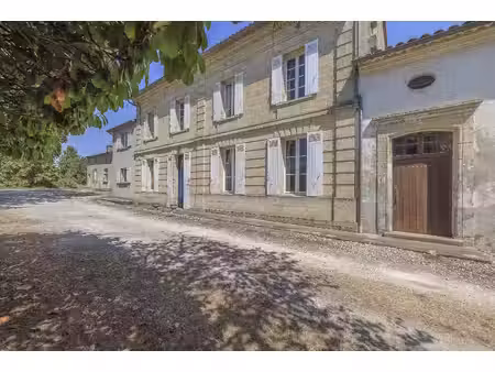 maison 7 pièces - 239 m²
