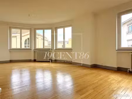 appartement 3 pièces 102 m²
