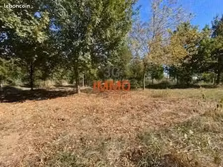 terrain à bâtir viabilisé 435 m² | quartier résidentiel calme à 8 min d'uzès