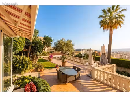 villa 2 pièces 91 m²