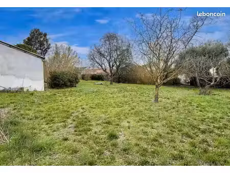 terrain 472 m² vergeze