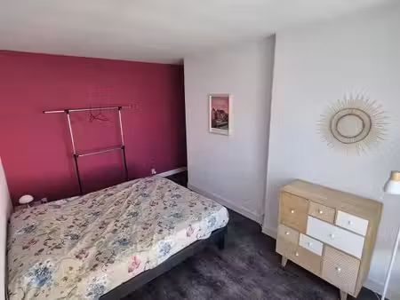 chambre meublée tout confort- femme. jeune fille - vannes proche gare- bail mobilité-etudi