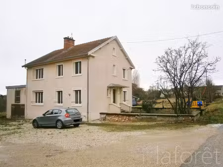 maison de village 6 pièces 137 m²