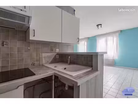 appartement 1 pièce 30 m²