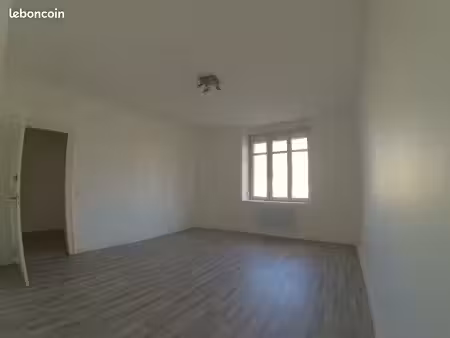 ? à louer – appartement f2 de 55 m² en plein centre de sarrebourg