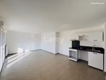 appartement 3 pièces 61 m²