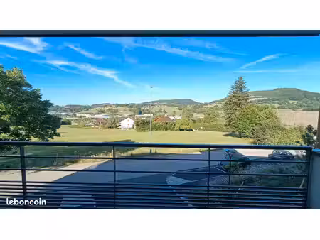 première location appartement neuf baigné de lumière sans vis-à vis à la campagne