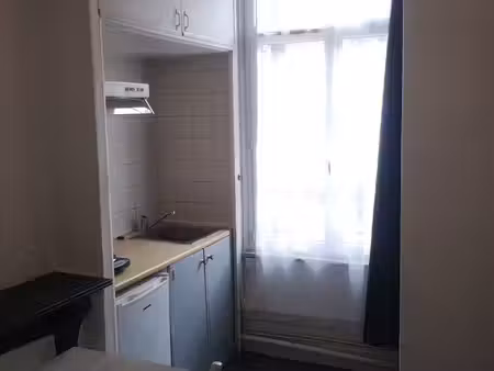 loue studio équipé indépendant dans immeuble hyper centre amiens 80