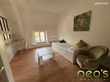 studio 1 pièce 24 m²