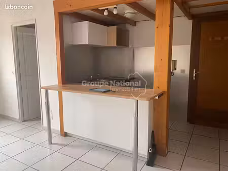 studio 1 pièce 22 m²