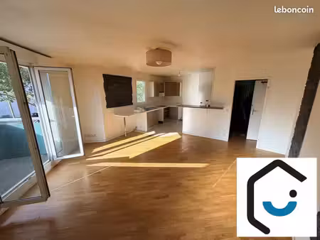 appartement 3 pièces 63 m²