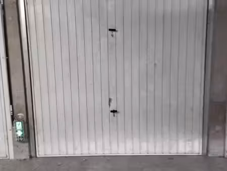 garage/box 14 m² lyon