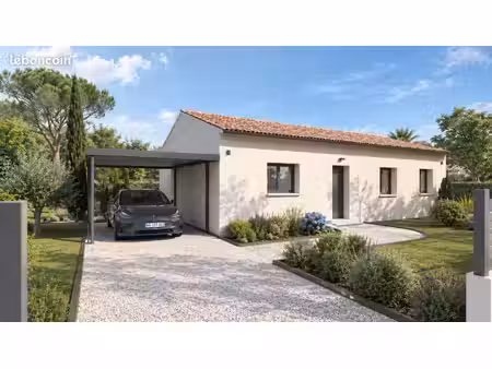 maison de plain-pied dans un environnement boisé à escalquens
