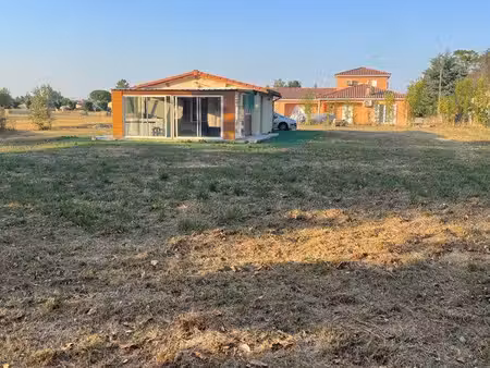 studio 35m2 avec véranda à labastide saint sernin