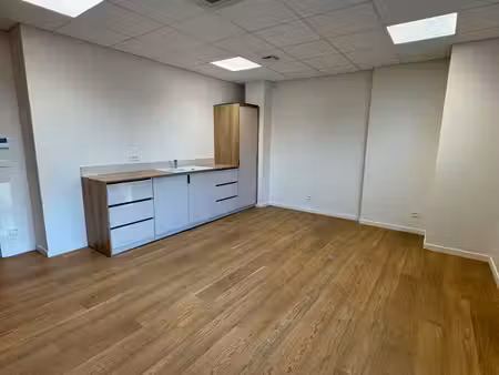 cabinet médical dans maison de santé
