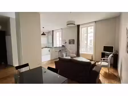 t2 de 67 m² - rue fénelon 69006 lyon