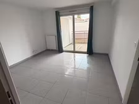 t2 42m2 grande terrasse
