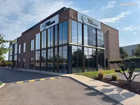 local commercial 160 m²