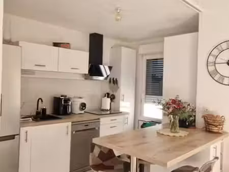 ? appartement t2 de 50 m² avec balcon et parking – léguevin