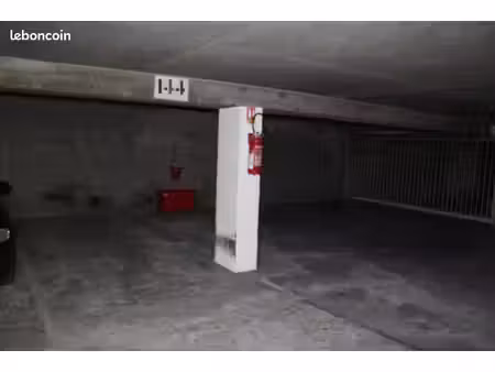 parking/box 11 m² paris